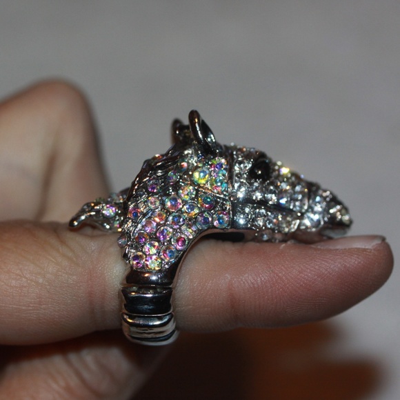 Unusual Large Rhinestone Horse Ring - Picture 1 of 5